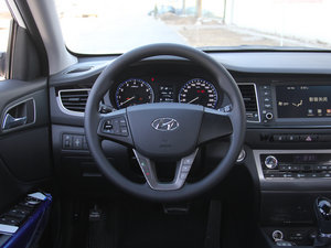 2016款1.8L 自动智能型GLS 方向盘