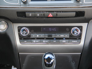 2016款1.6T DCT旗舰型 空调调节