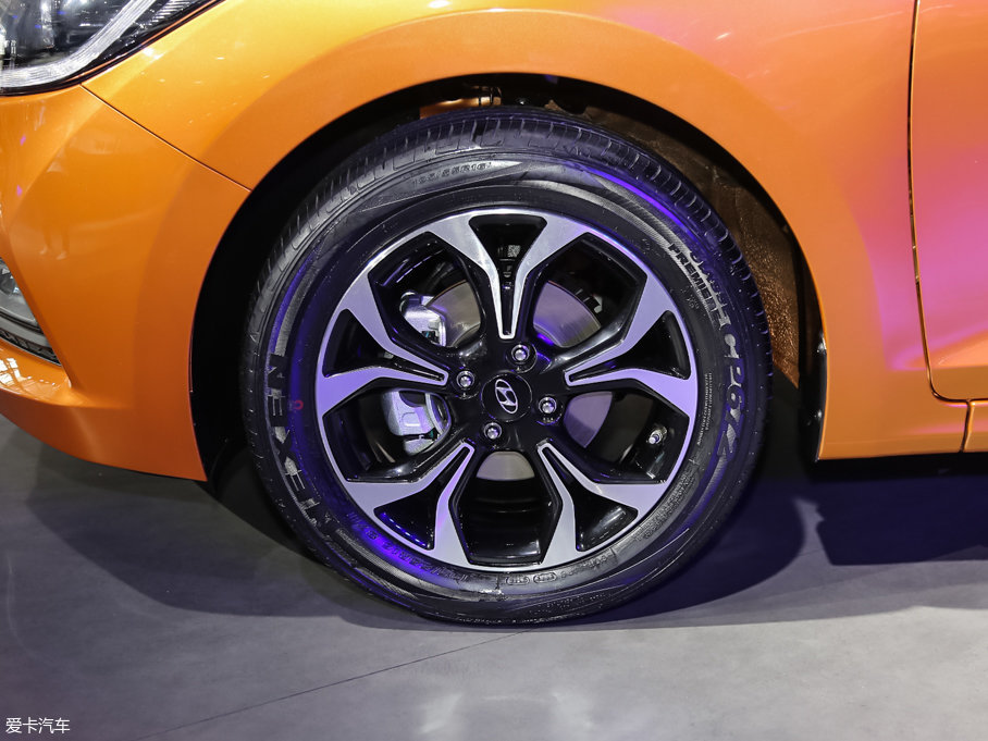 2017{ 1.4L ԄӾӢTOP