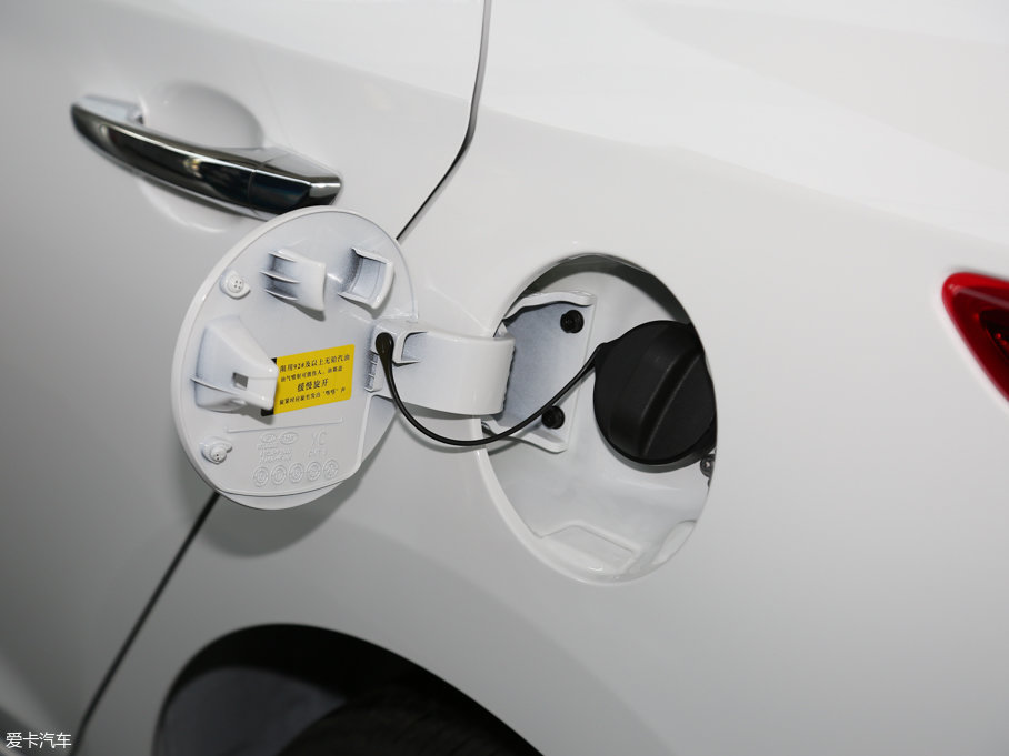 2017{ 1.6L ԄӾӢTOP