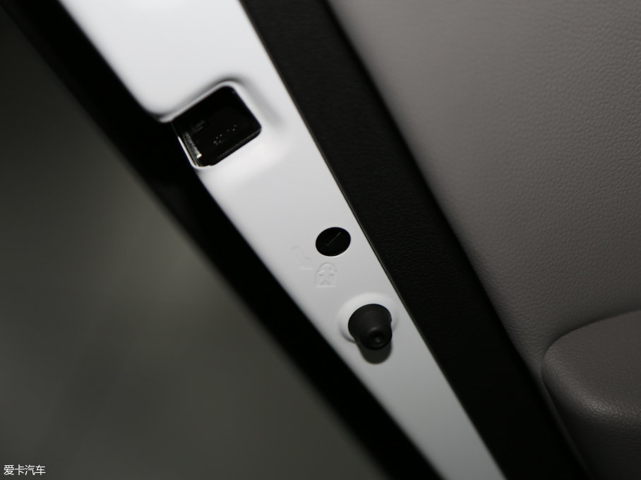 2017{ 1.6L ԄӾӢTOP