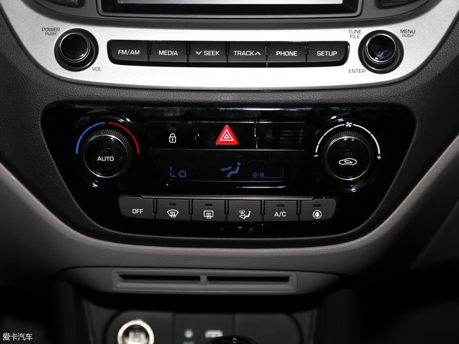 2017{ 1.6L ԄӾӢTOP