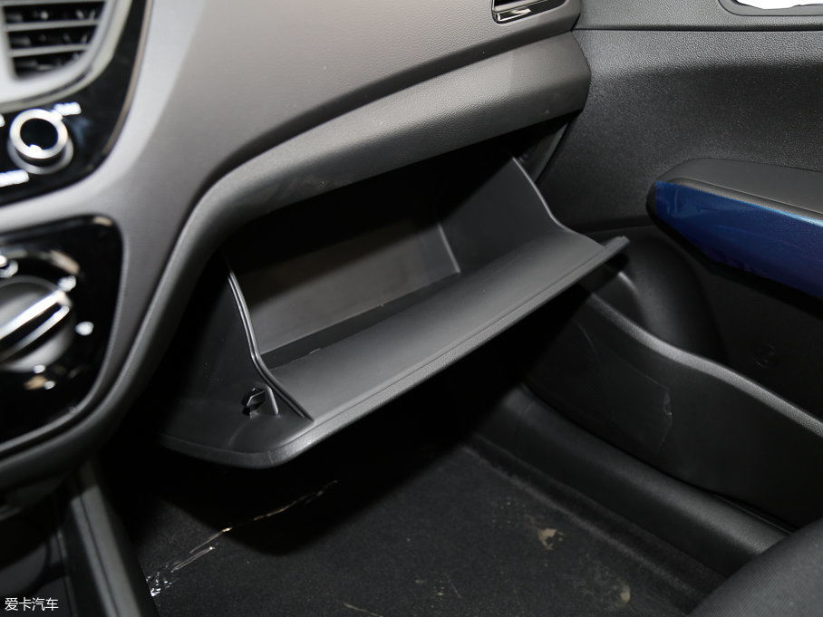 2017{ 1.4L ԄӻSPORT