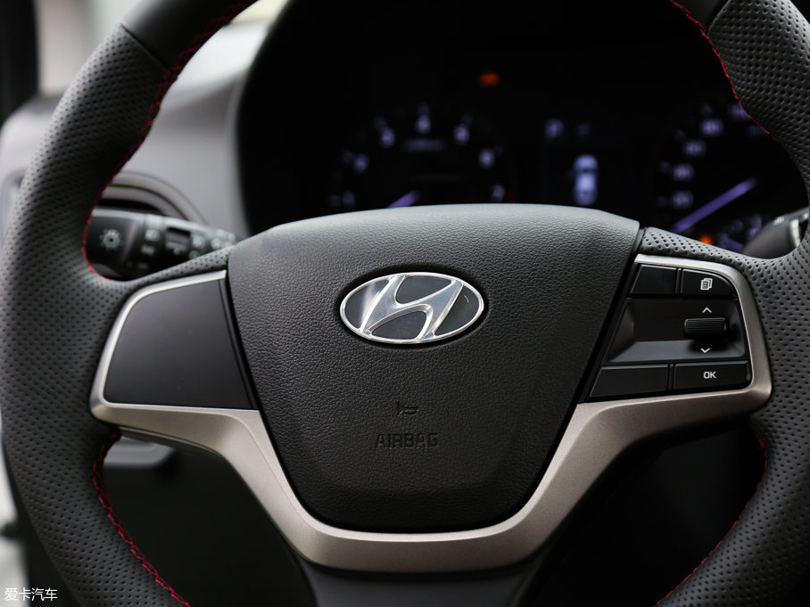 2017{ 1.4L ԄӻSPORT