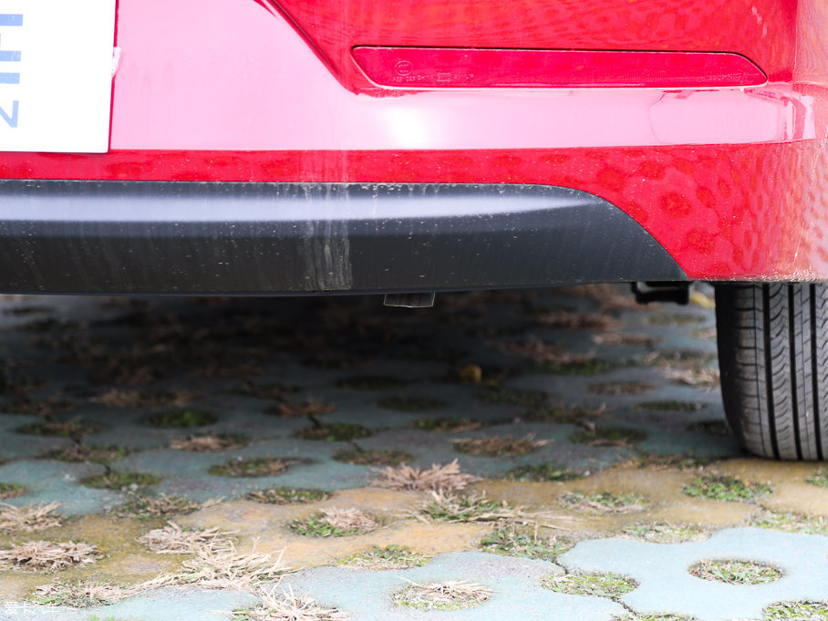 2017{ 1.4L ԄſGLS