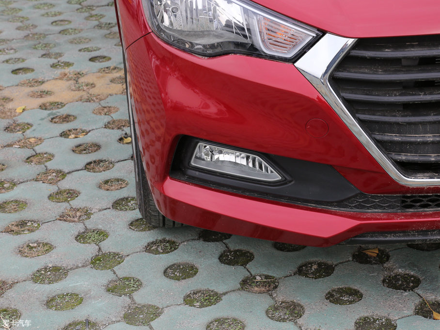 2017{ 1.4L ԄſGLS