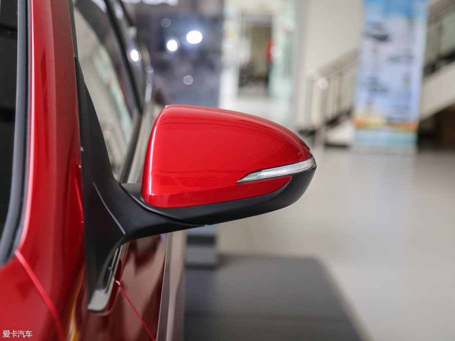 2017{ 1.4L ԄӻSPORT