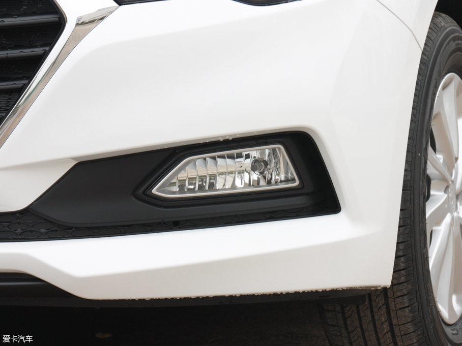 2017{ 1.4L ԄſGLS