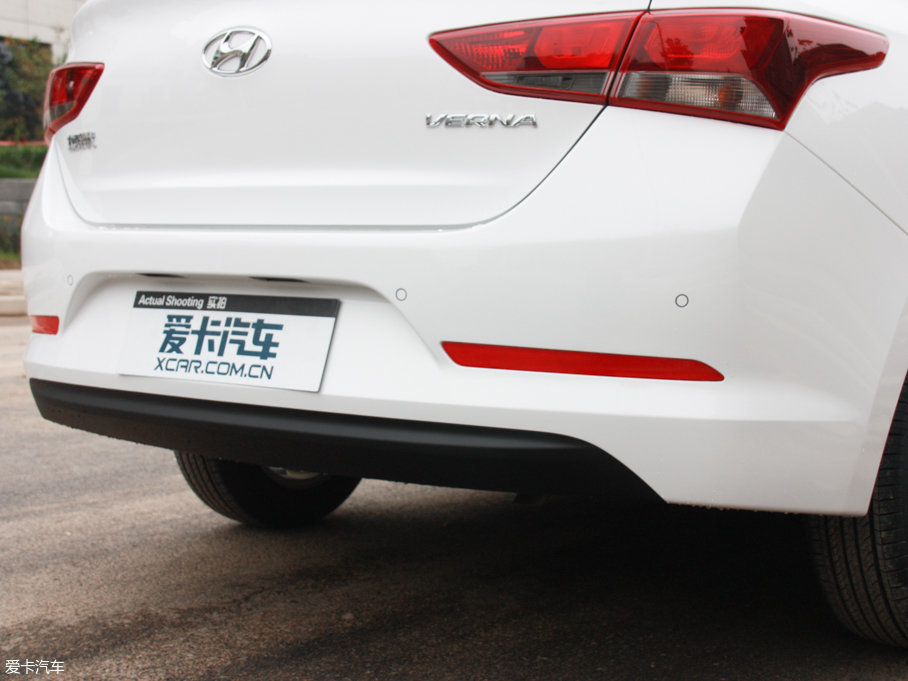 2017{ 1.4L ԄſGLS