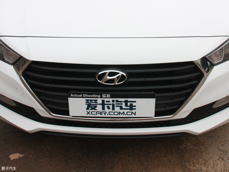 2017{ 1.4L ԄſGLS