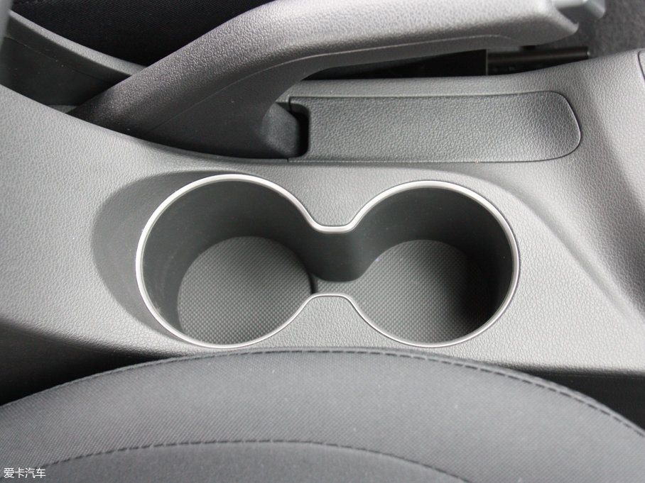 2017{ 1.4L Ԅ(dng)ſGLS