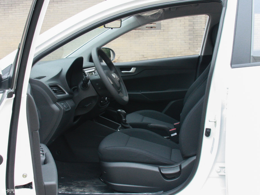 2017{ 1.4L ԄſGLS