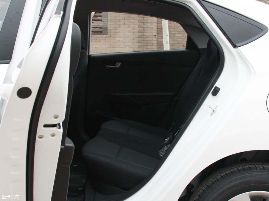 2017{ 1.4L ԄſGLS