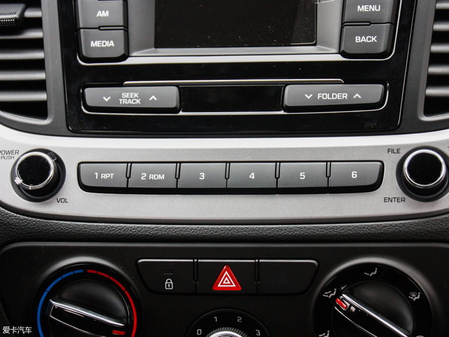 2017{ 1.4L ԄſGLS