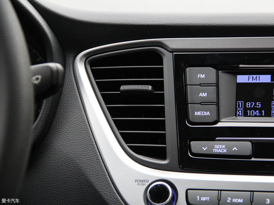 2017{ 1.4L քſGLS