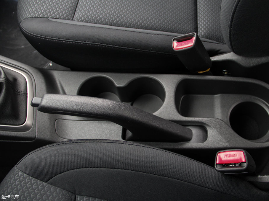 2017{ 1.4L քſGLS