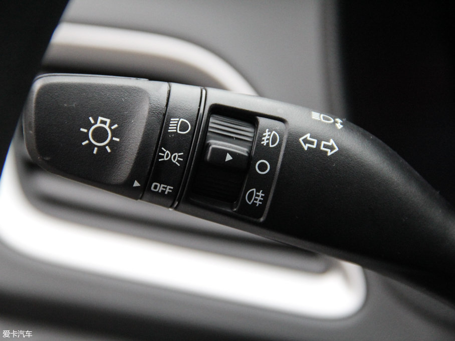 2017{ 1.4L քſGLS