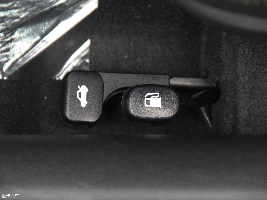 2017{ 1.4L քſGLS