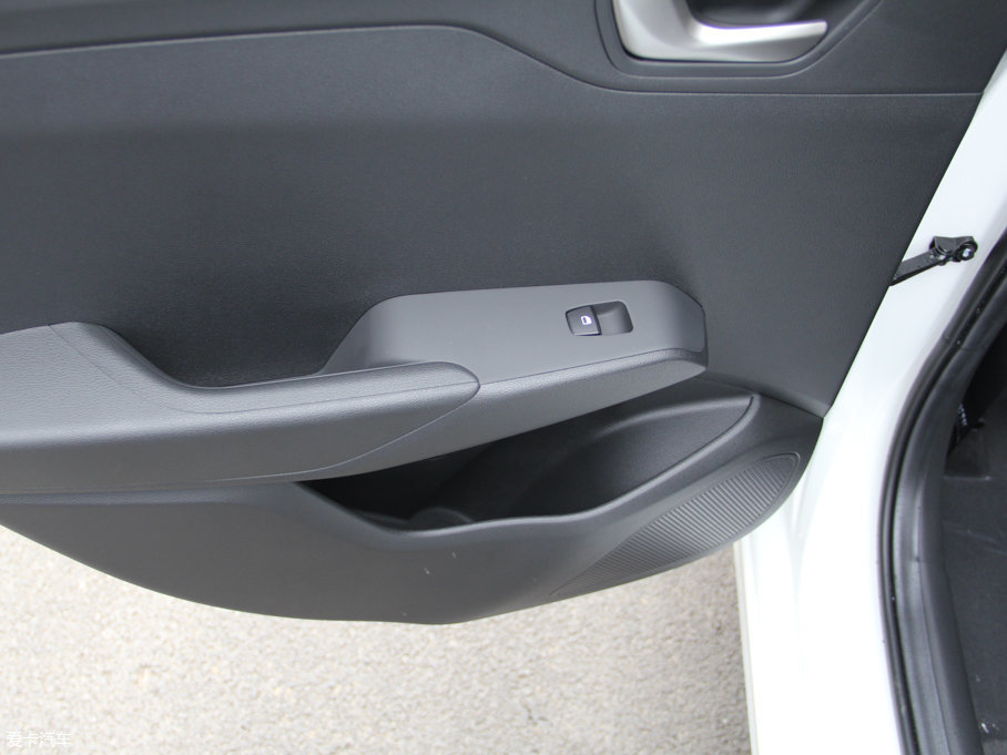 2017{ 1.4L քſGLS