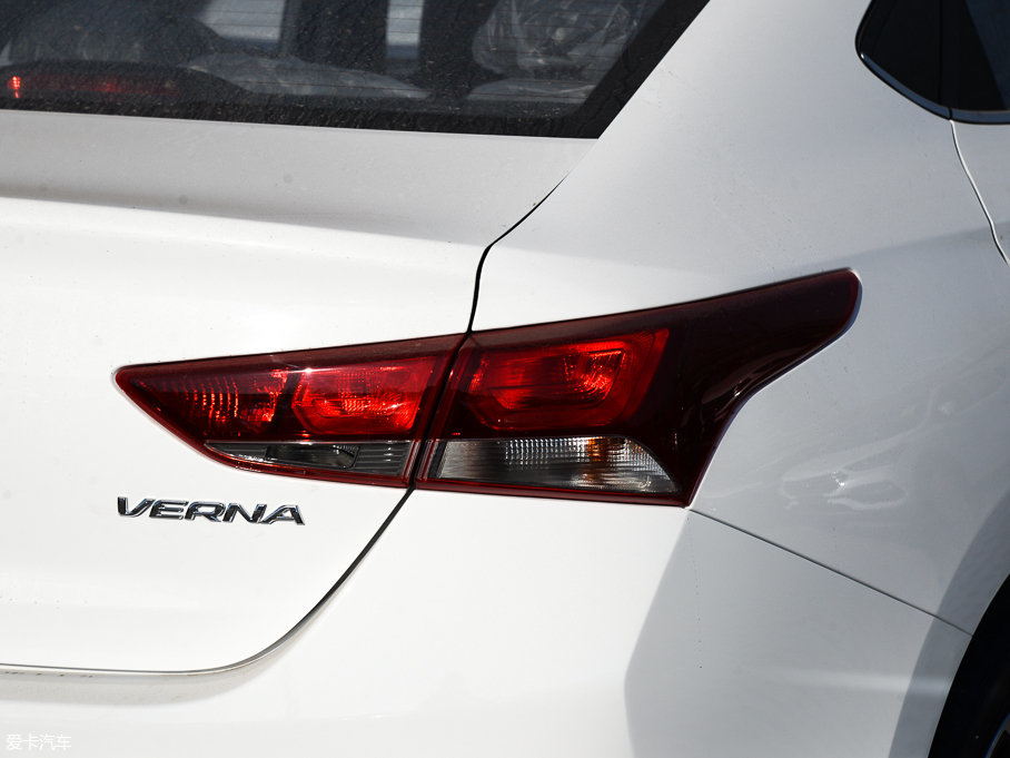 2017{ 1.6L ԄӾӢTOP