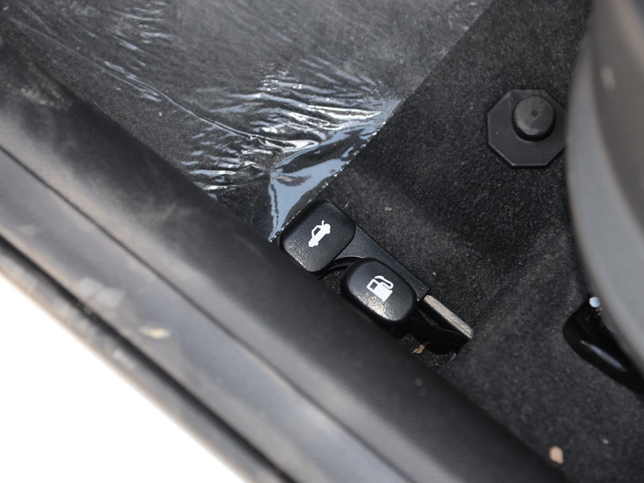 2017{ 1.6L ԄӾӢTOP