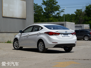 北京現代2016款朗動