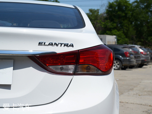 北京現代2016款朗動