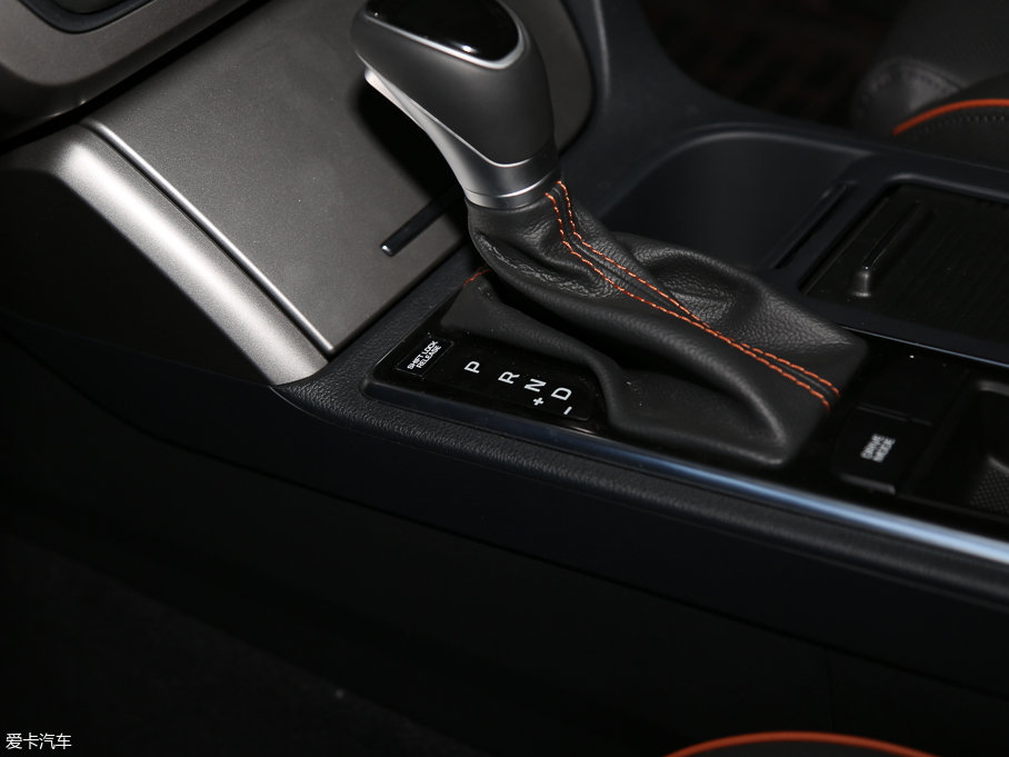 2017{ 1.6T GLXI(lng)