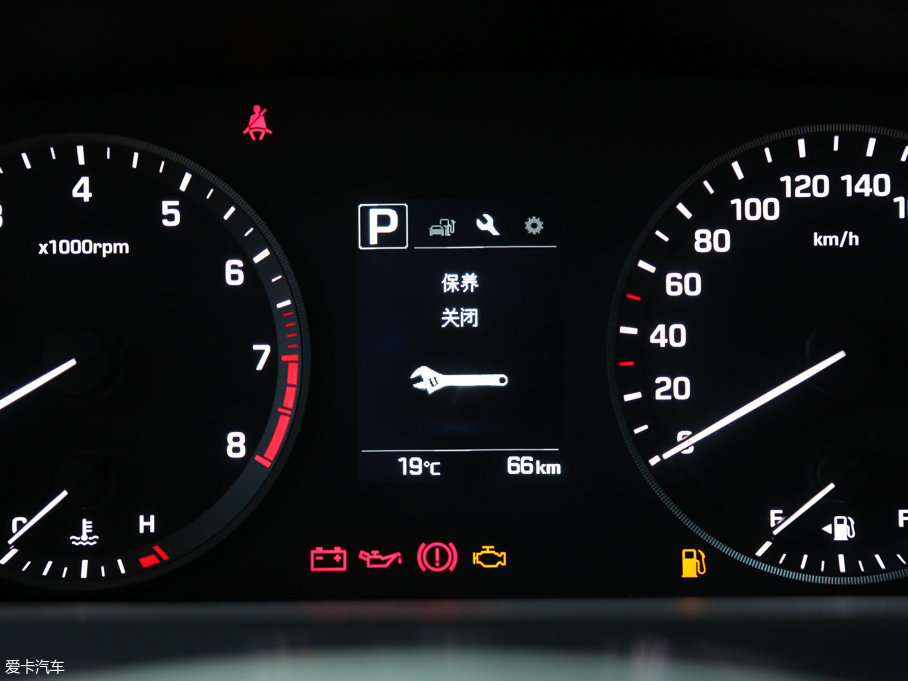 2017{ 1.6T GLXI(lng)