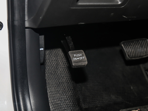 2017ȫ 1.6T r(sh) v܇Ƅ(dng)