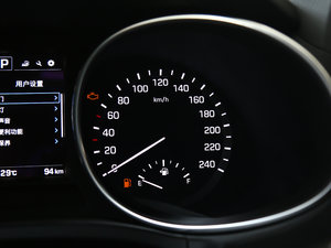 2017款2.0T 自动四驱智能型 7座 中控区