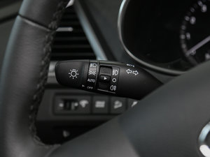 2017款2.0T 自动四驱智能型 7座 中控区