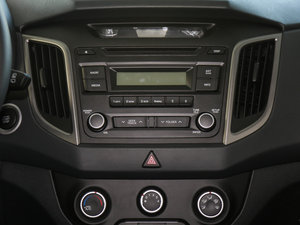 2016款1.6T DCT智能型GLS 中控区