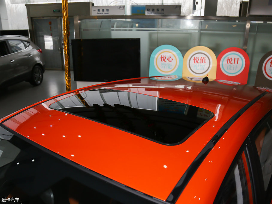 2017{RV 1.4L Ԅӻ V