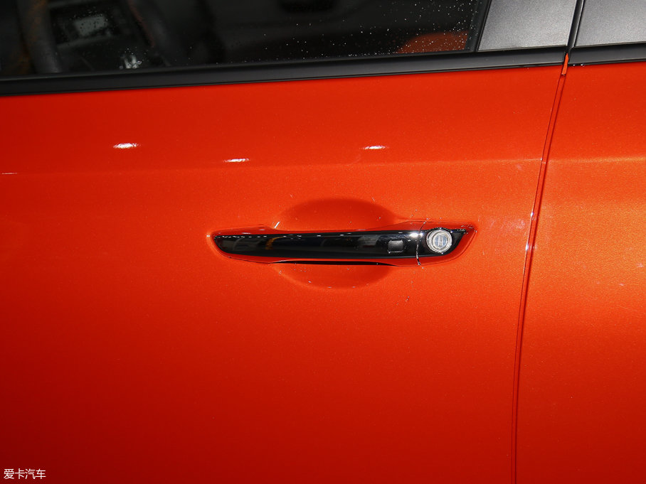 2017{RV 1.4L Ԅӻ V