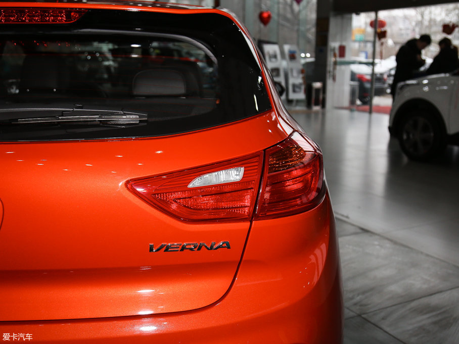 2017{RV 1.4L Ԅӻ V