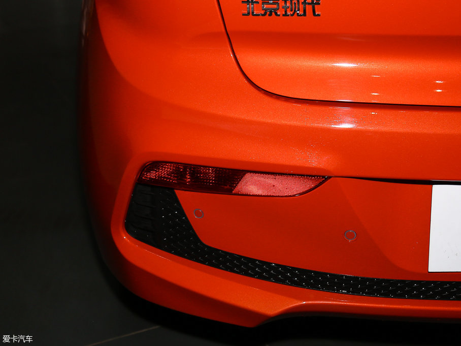 2017{RV 1.4L Ԅӻ V