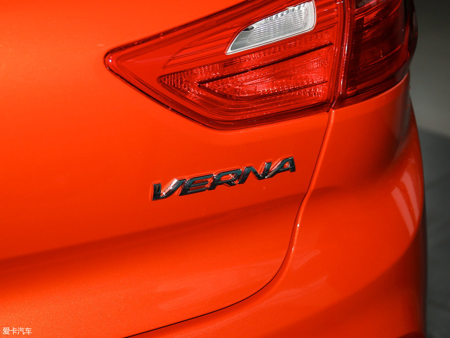 2017{RV 1.4L Ԅӻ V