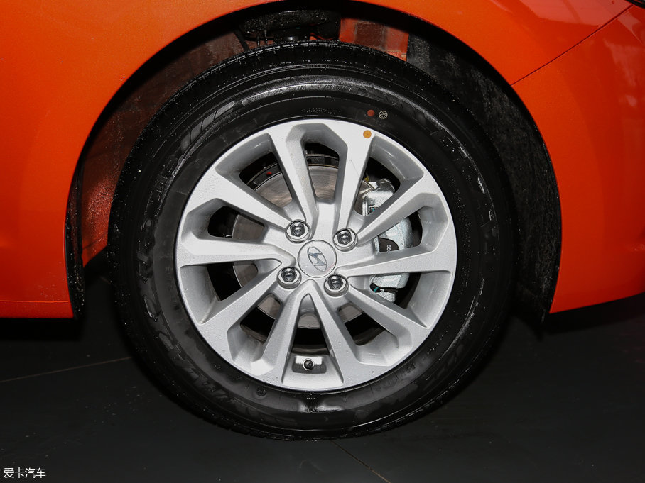 2017{RV 1.4L Ԅ(dng) (gu)V