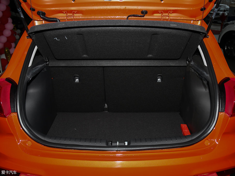 2017{RV 1.4L Ԅӻ V