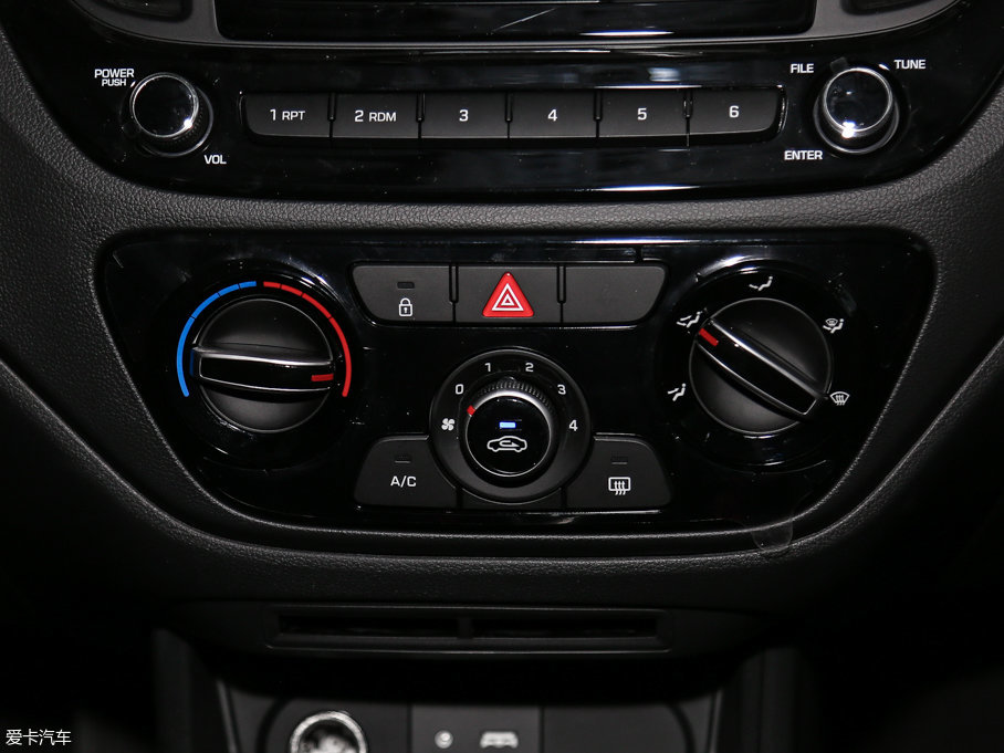 2017{RV 1.4L Ԅӻ V