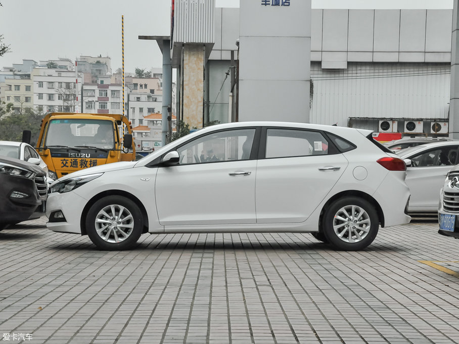 2017{RV 1.4L Ԅӻ V