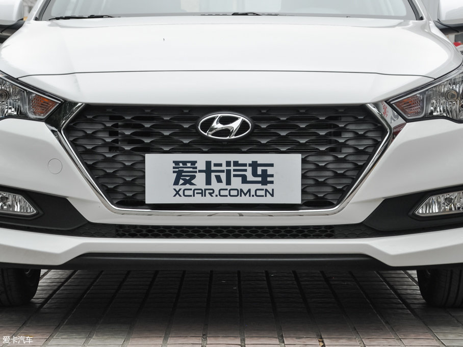 2017{RV 1.4L Ԅӻ V