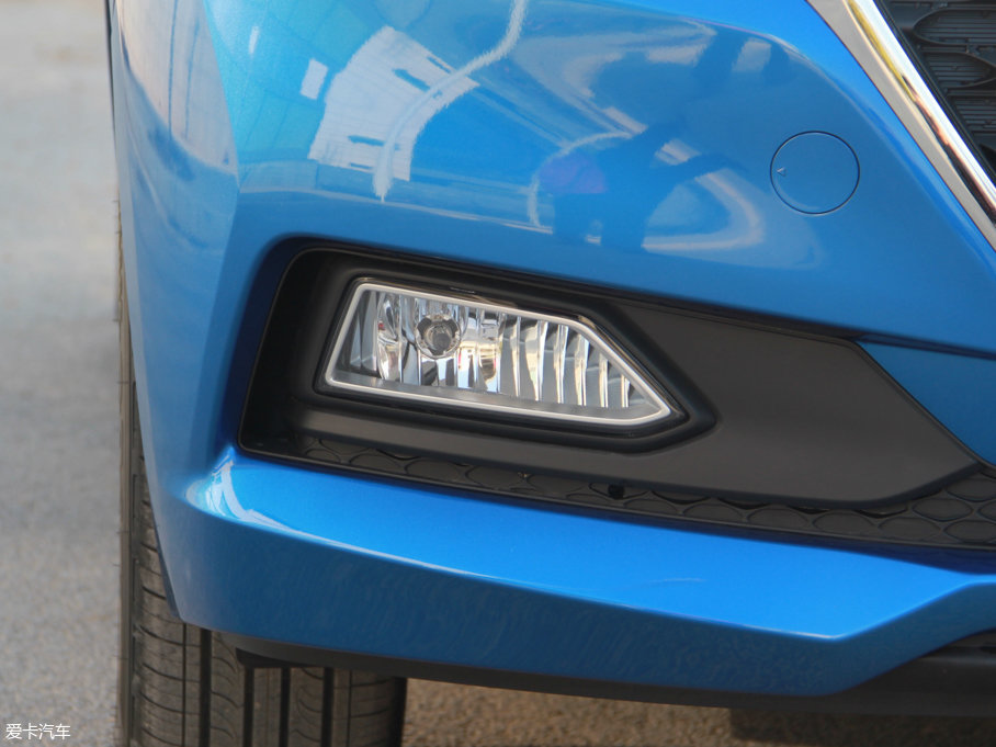 2017{RV 1.4L Ԅӻ V