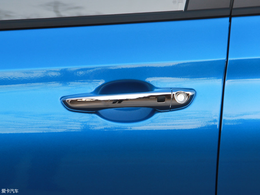 2017{RV 1.4L Ԅӻ V