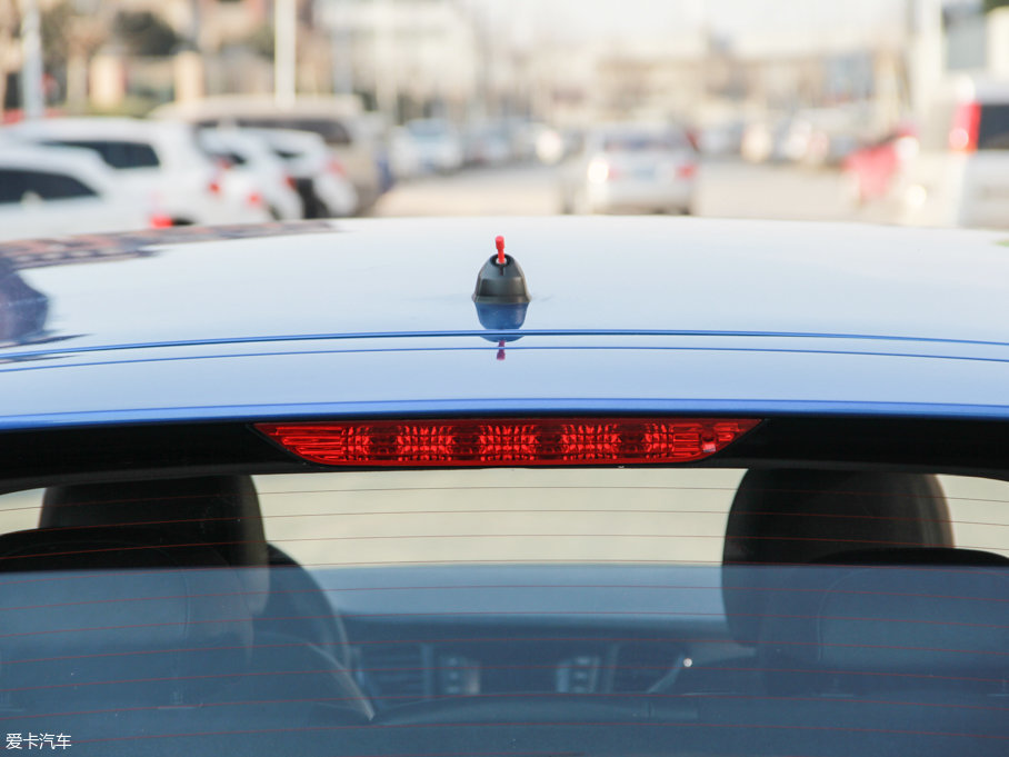 2017?li){RV 1.4L Ԅ(dng) (gu)V