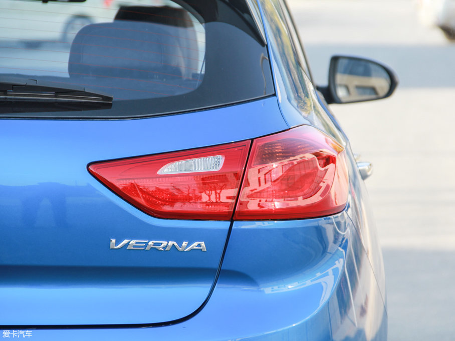 2017{RV 1.4L Ԅӻ V