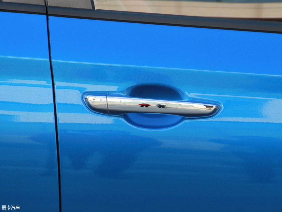 2017{RV 1.4L Ԅӻ V