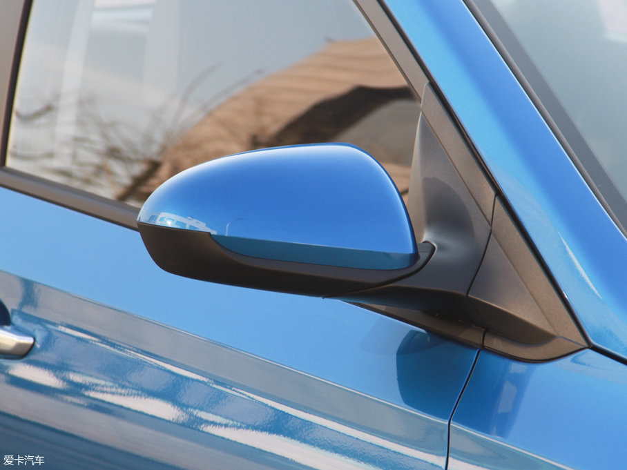 2017{RV 1.4L Ԅӻ V