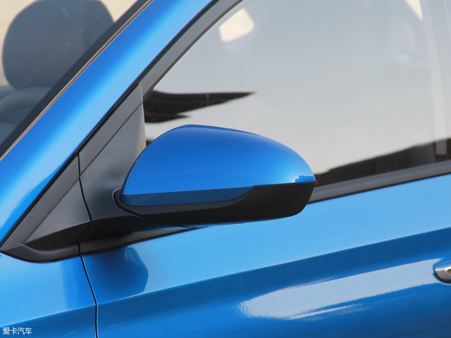 2017{RV 1.4L Ԅӻ V